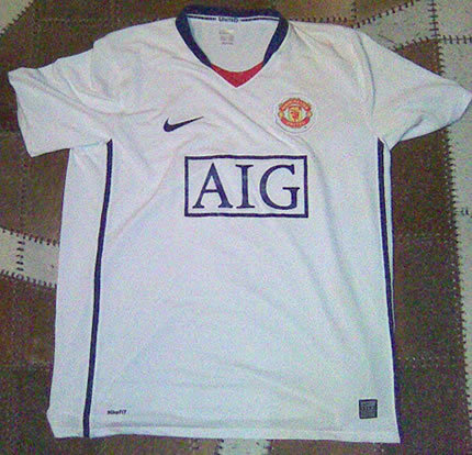 Man United Away Shirt and Kit 2008/09