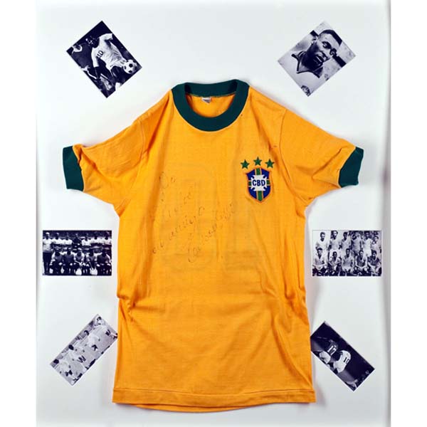 Pele - Signed yellow Brazil No.10 international jersey