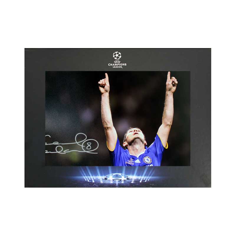 Official UEFA Champions League Frank Lampard Signed Chelsea Photo In Deluxe Packaging: 2008 Final