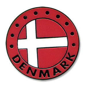 Denmark Pin - red/white