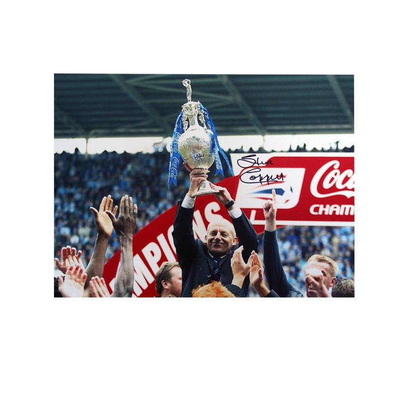 Signed Steve Coppell Photo: Reading Are Champions