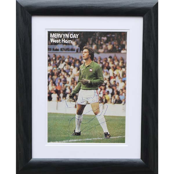 Mervyn Day - Signed West Ham presentation